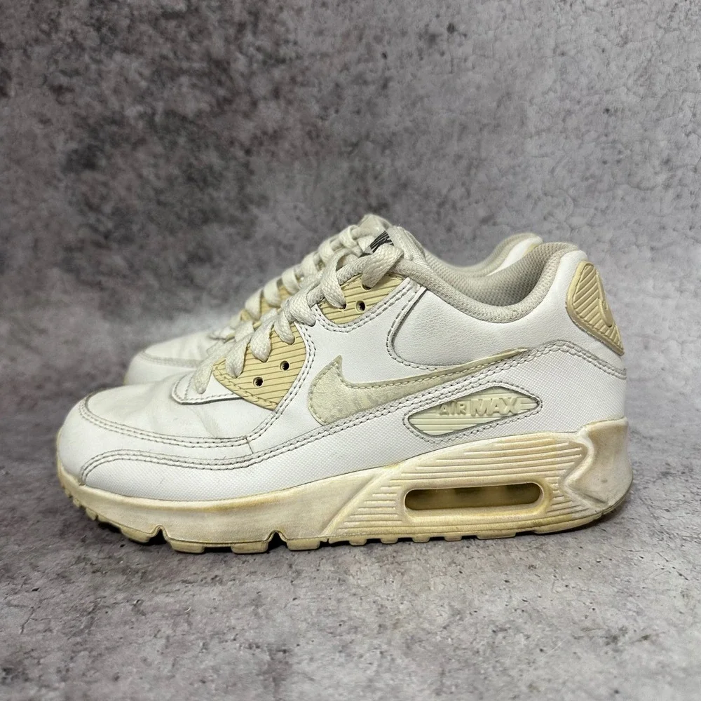 Nike Air Max 90 LTR Kids 4Y White Sneakers 724821-100 Low Top Shoes